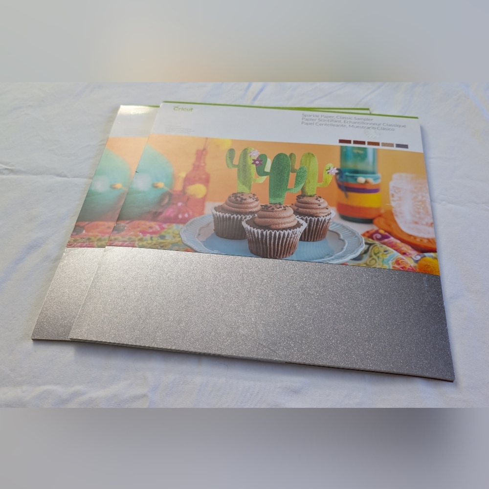 🆕 Cricut Deluxe Sparkle Craft Paper Collection Bundle